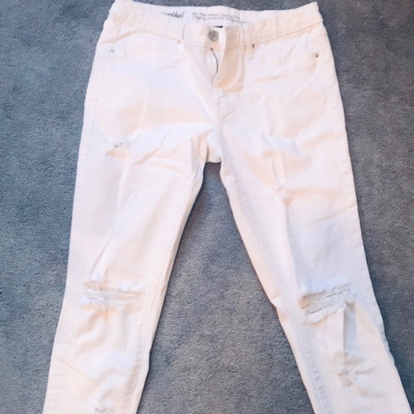 Mossimo Mid Rise cropped Jean - Picture 2 of 4